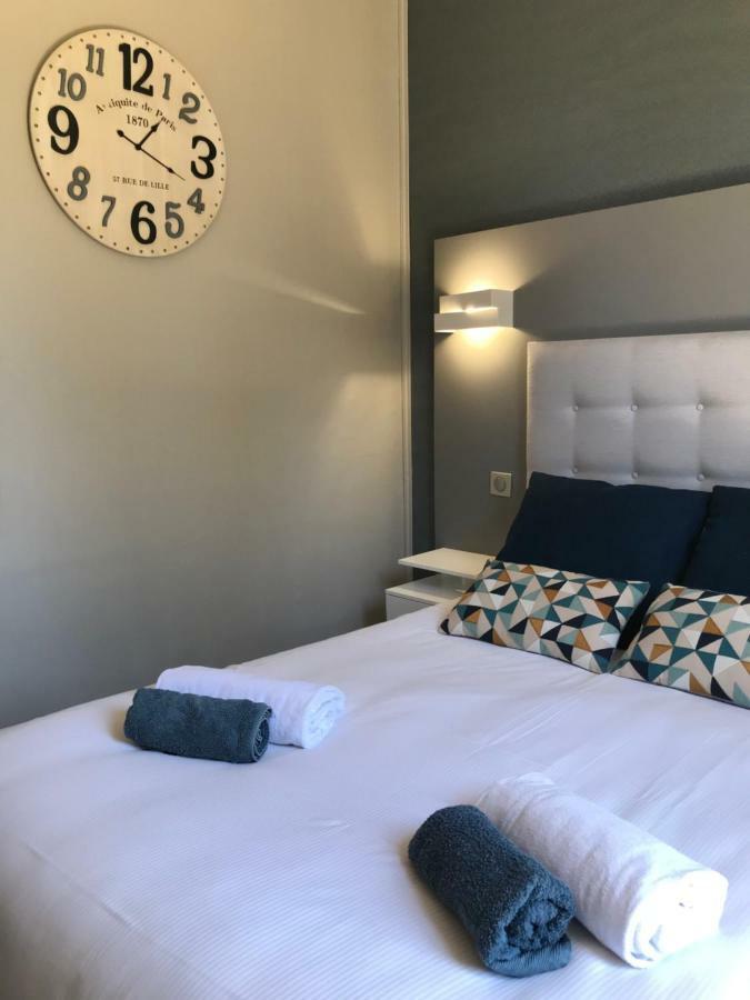 Hotel La Calanque Манделю-ла-Напул Екстериор снимка